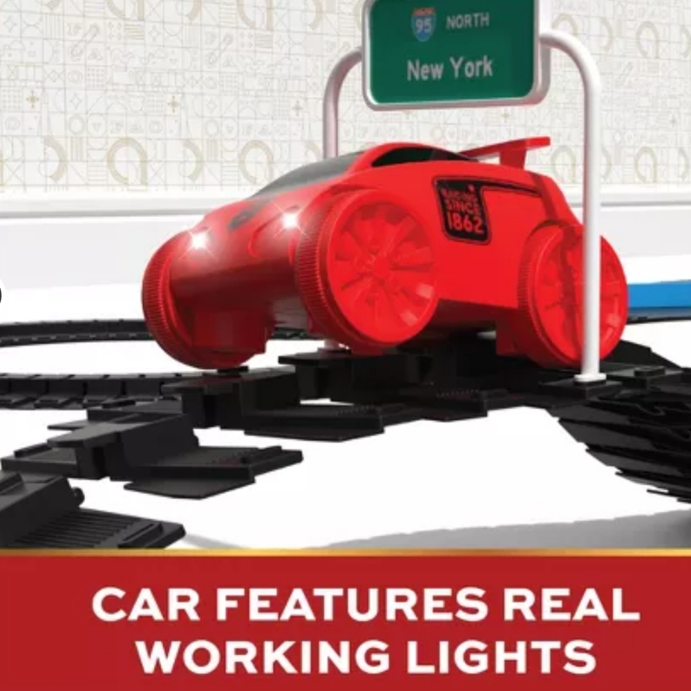 🎄🎁FAO Schwarz To The Build & Race Set with Red Car And 12 Feet Flex Track - Picture 6 of 9